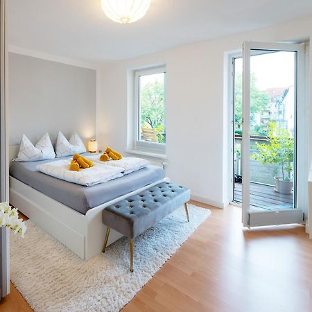 Schlosskoenig - Modernes & Zentrales Apartment Mit Balkon Und Arbeitsplatz Schwerin  Eksteriør billede