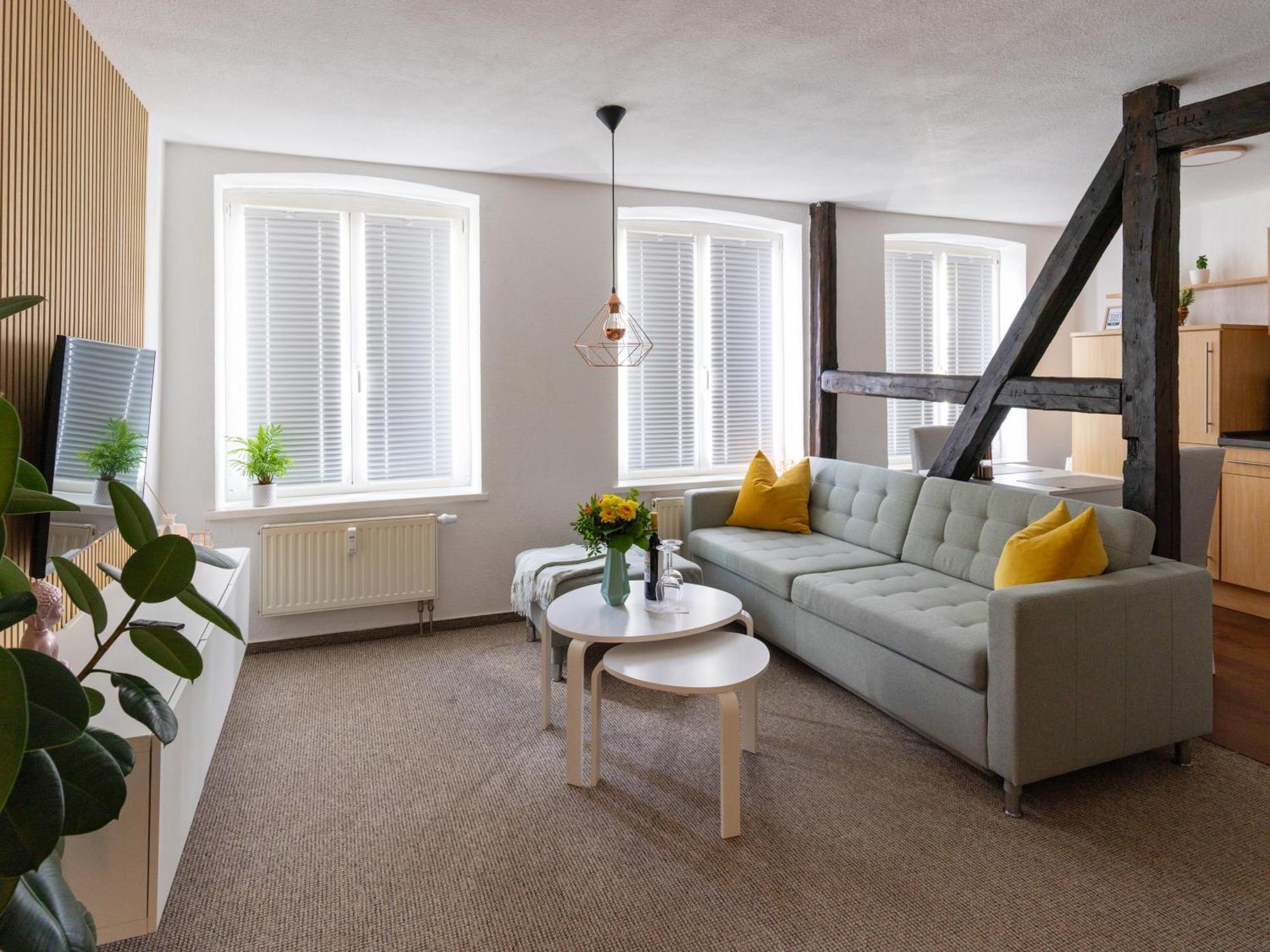 Schlosskoenig - Modernes & Zentrales Apartment Mit Balkon Und Arbeitsplatz Schwerin  Eksteriør billede