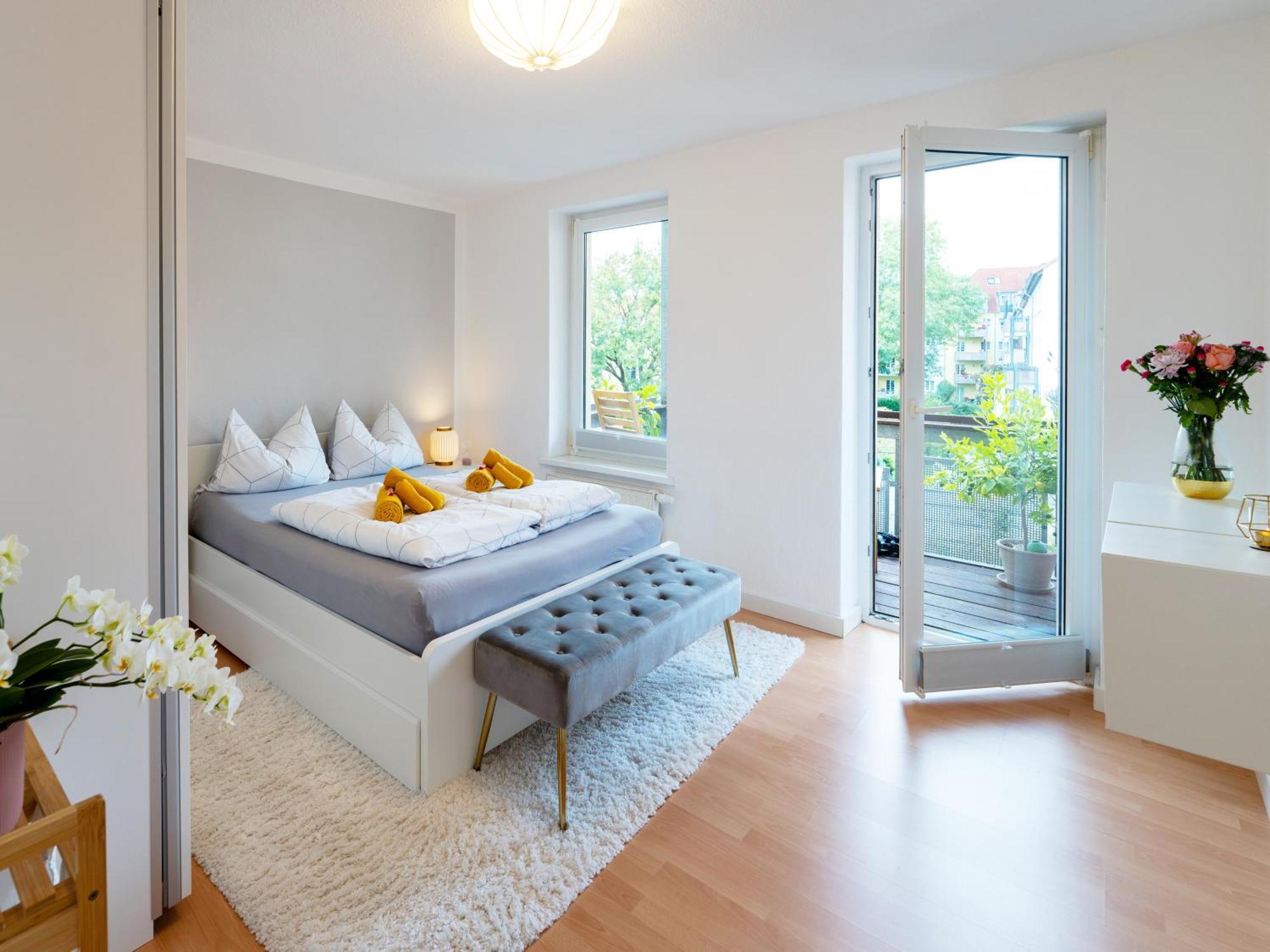 Schlosskoenig - Modernes & Zentrales Apartment Mit Balkon Und Arbeitsplatz Schwerin  Eksteriør billede