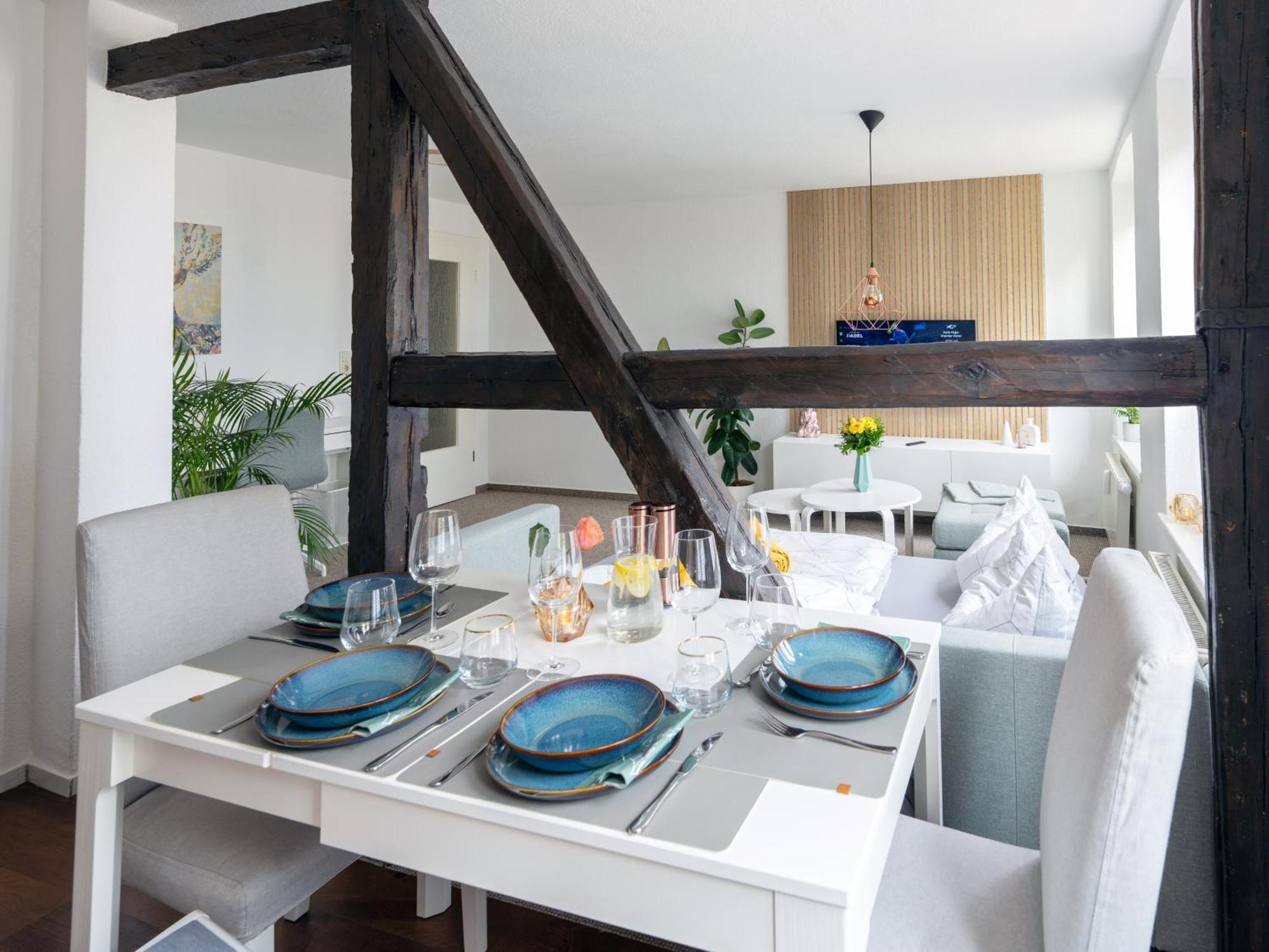 Schlosskoenig - Modernes & Zentrales Apartment Mit Balkon Und Arbeitsplatz Schwerin  Eksteriør billede