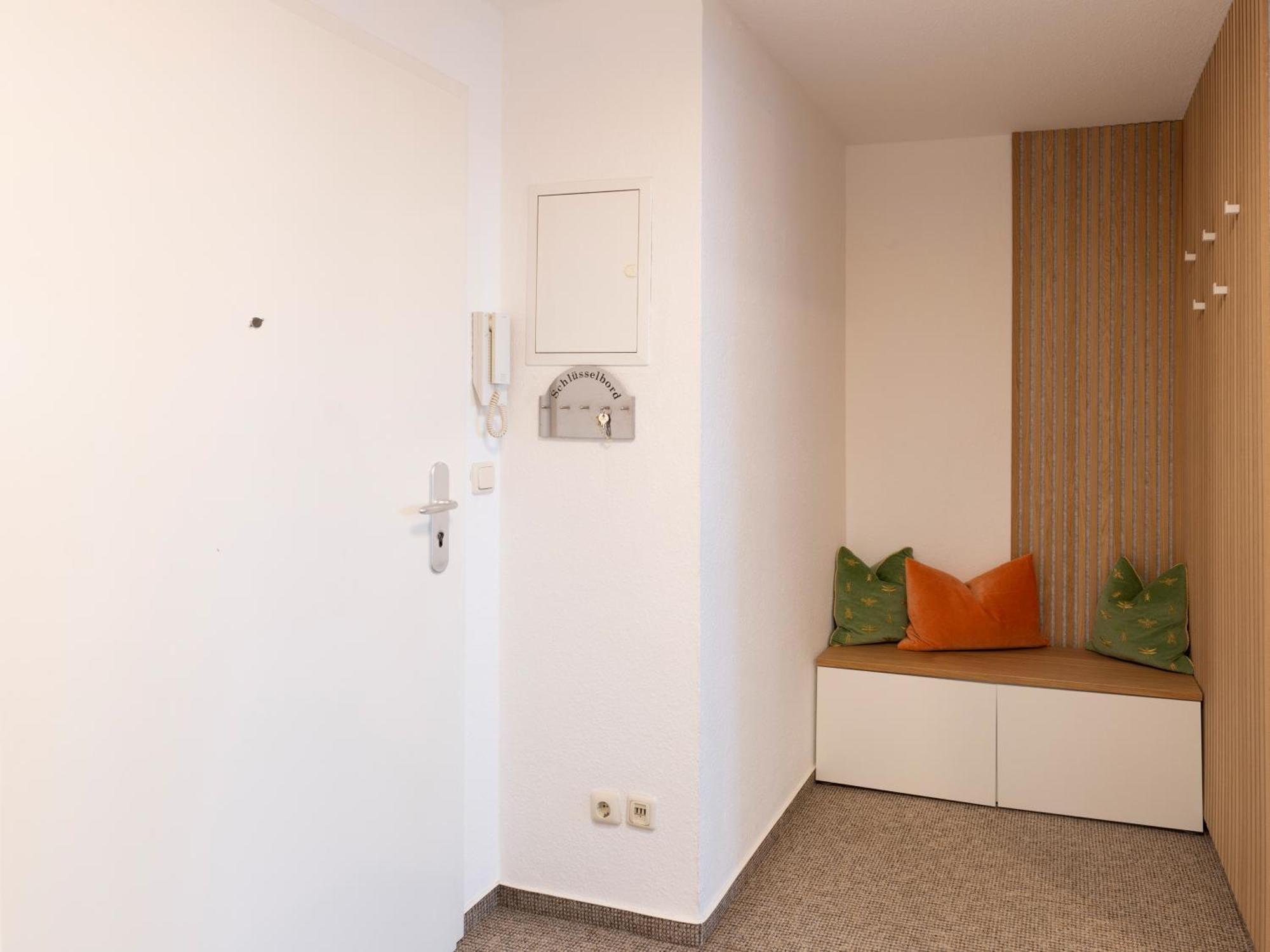 Schlosskoenig - Modernes & Zentrales Apartment Mit Balkon Und Arbeitsplatz Schwerin  Eksteriør billede